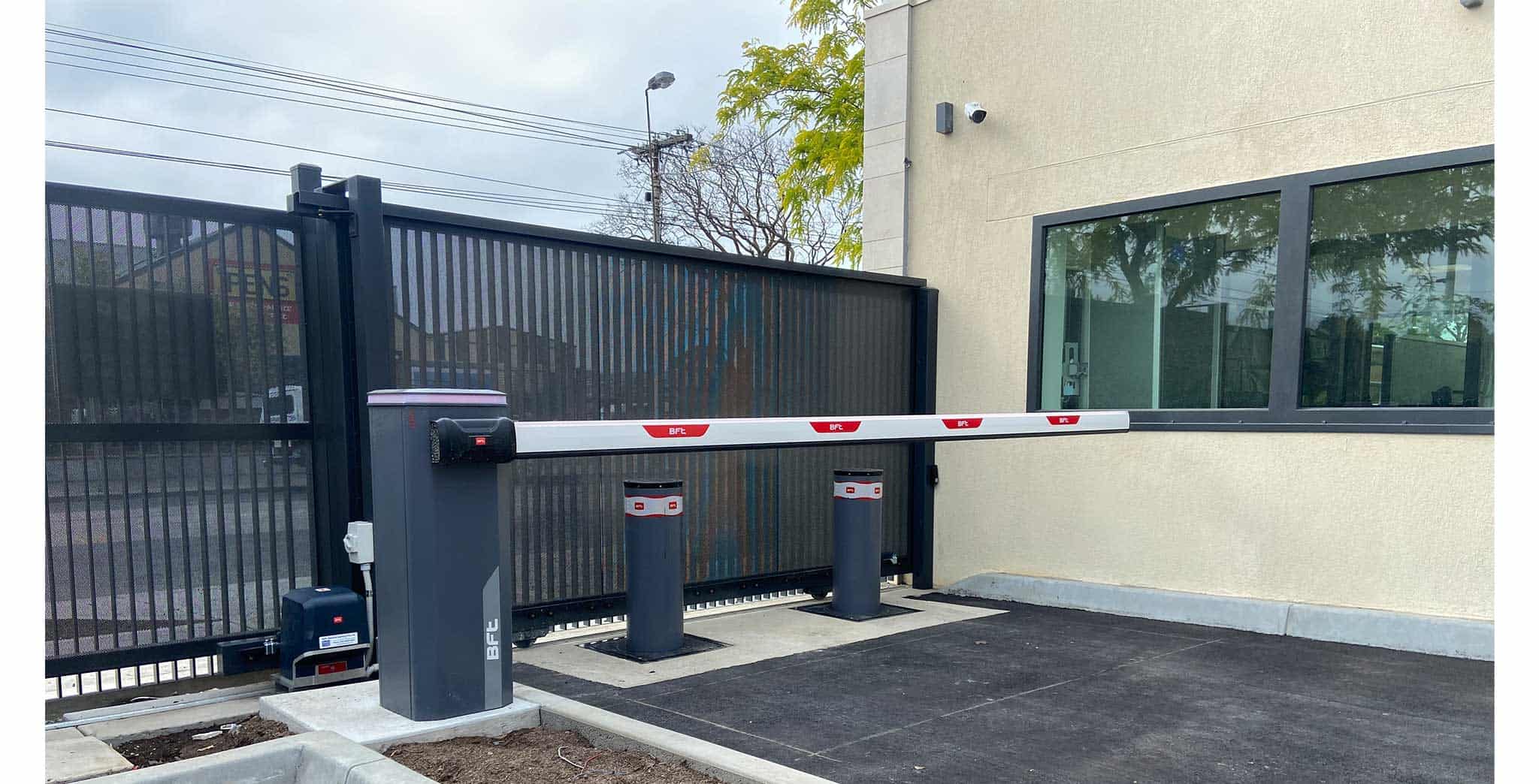 SAA can manufacture, supply, and install automatic sliding gates and automatic driveway gates in NSW.
